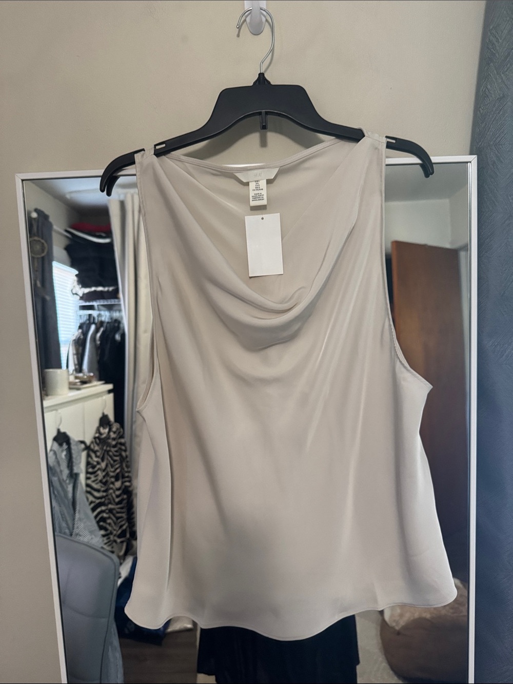 H&M Women's Cowl Neck Sleeveless Camisole - Beige